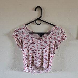 Women's Pink Floral Crop Top